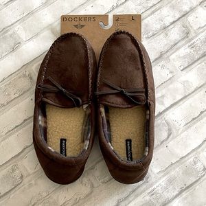 Dockers Men’s Memory Foam Slippers Large